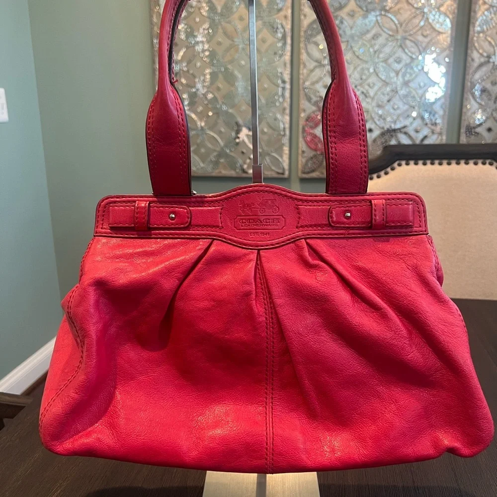 Coach Pleated Leather Shoulder Bag 13914 - Picture 4 of 16